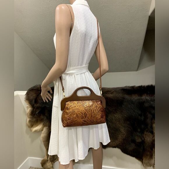 Vintage Style Handmade Genuine Embossed Leather Wooden Frame Bag/Crossbody - Picture 6 of 16